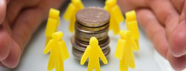 WHAT IS CROWDFUNDING?